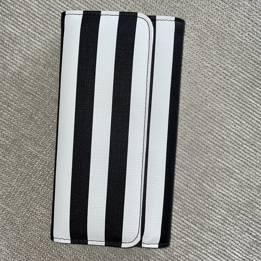 Kut From The Cloth Wallet NWT